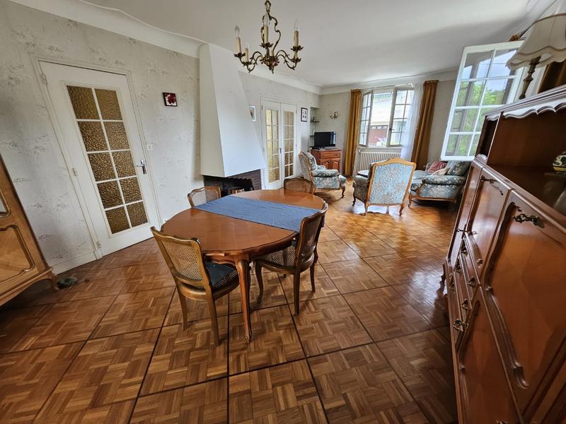 Maison - 90 m² - 3 pièces