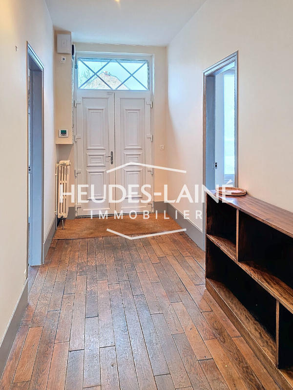 Maison - 215 m² - 7 pièces