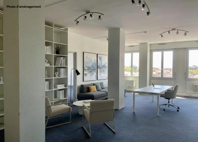 Bureau - 104 m² - 4 pièces