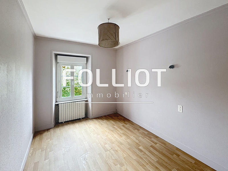 Maison - 92 m² - 6 pièces