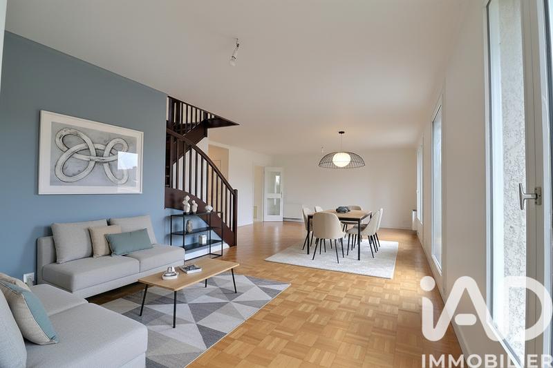 Maison - 143 m² - 7 pièces