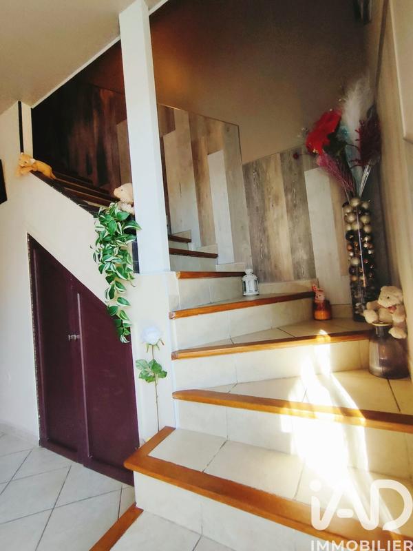 Appartement - 80 m² - 4 pièces