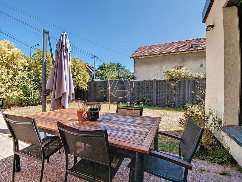 Maison - 130 m² - 7 pièces