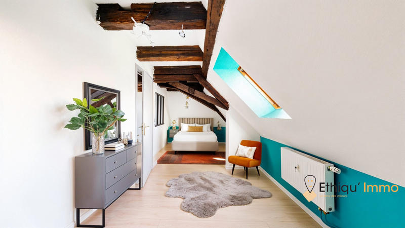 Duplex - 101 m² - 5 pièces