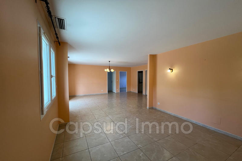 Maison - 89 m² - 3 pièces