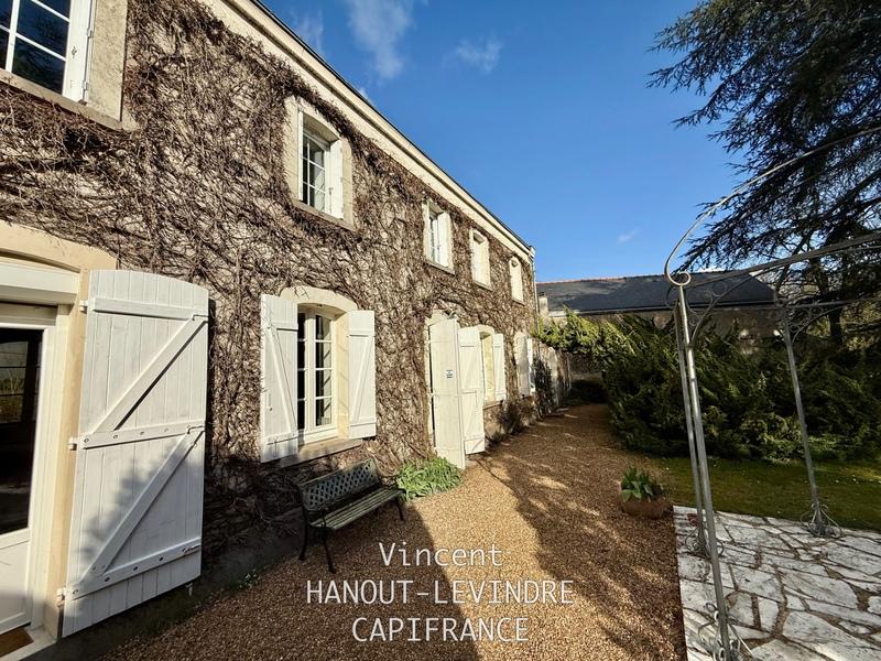 Maison - 200 m² - 11 pièces