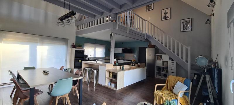 Maison - 172 m² - 8 pièces