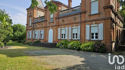 Château - 577 m² - 8 pièces