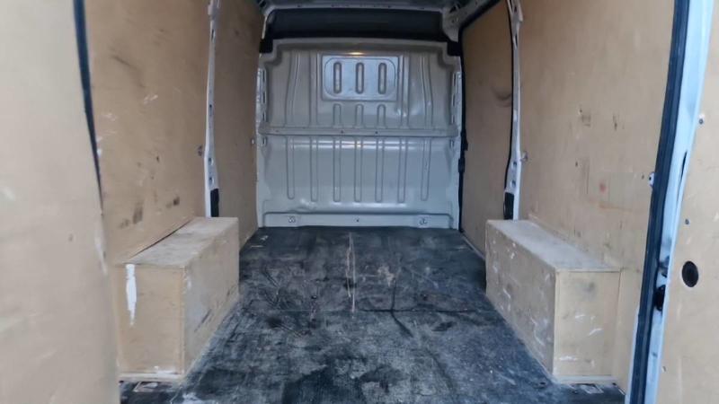 Opel Movano Fourgon 3.5t l2h2 140 ch pack clim