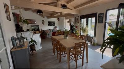 Maison - 120 m² - 6 pièces