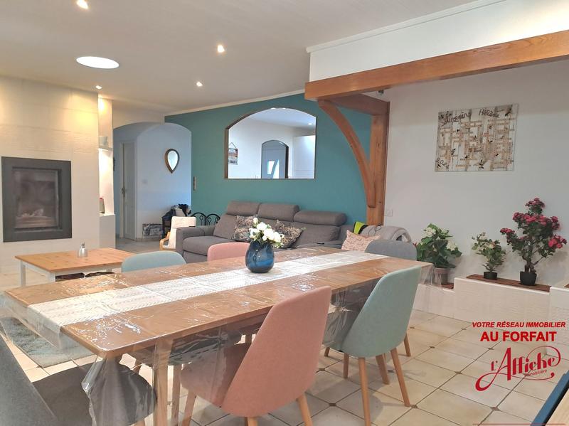 Maison - 217 m² - 6 pièces