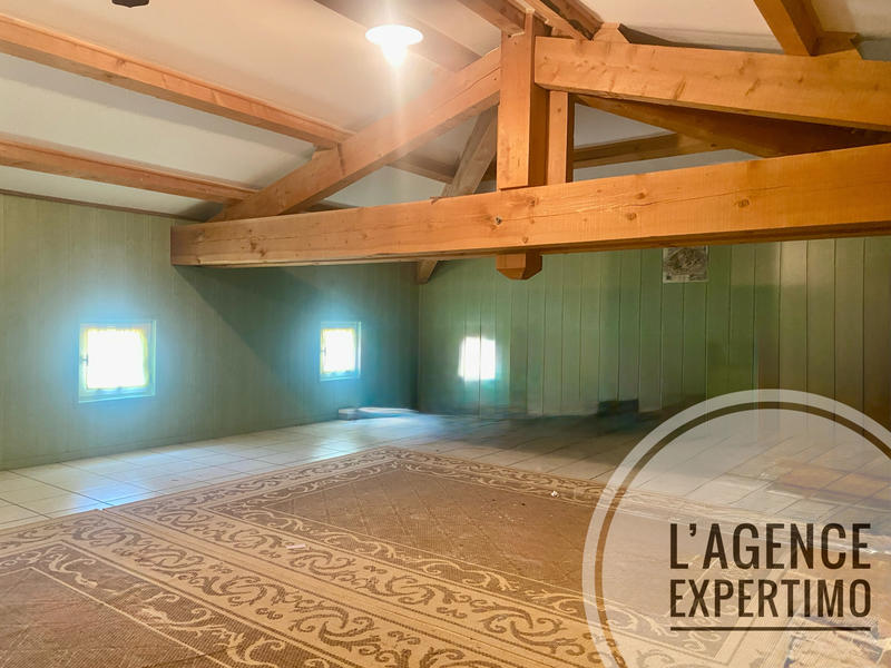 Maison - 181 m² - 5 pièces