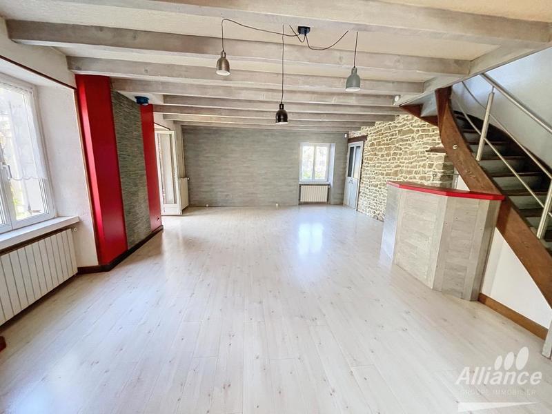 Maison de village - 185 m² - 8 pièces