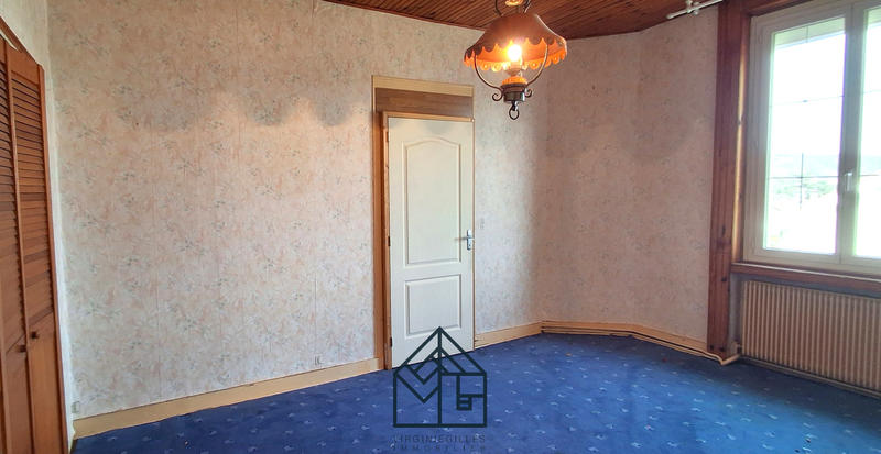 Maison - 85 m² - 5 pièces