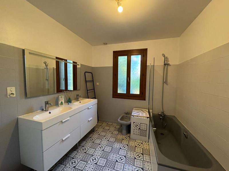 Villa - 157 m² - 5 pièces