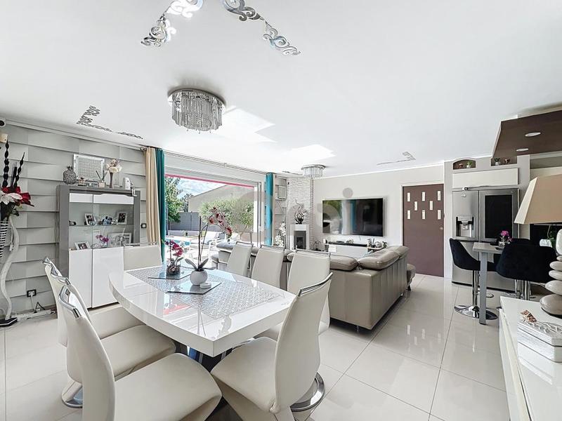 Maison - 120 m² - 4 pièces