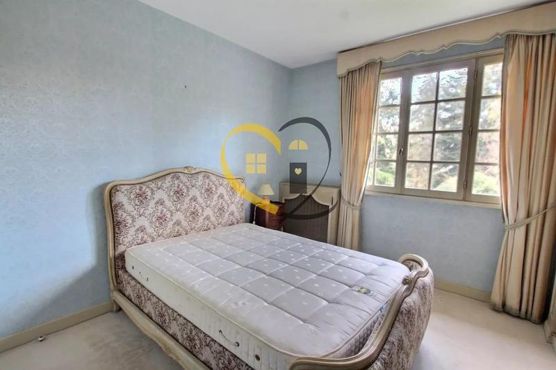 Maison - 106 m² - 6 pièces