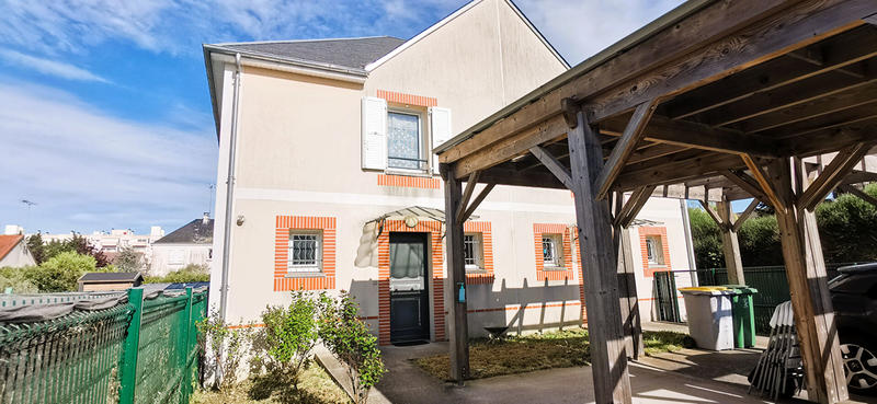 Maison - 80 m² - 5 pièces