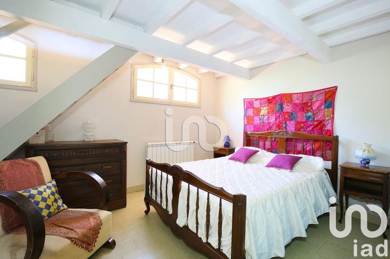 Maison - 220 m² - 7 pièces