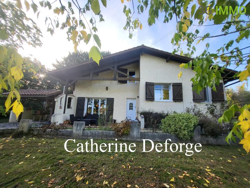 Maison - 120 m² - 10 pièces