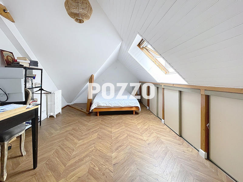 Maison - 111 m² - 6 pièces