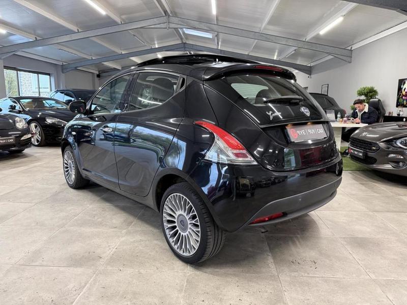 Lancia Ypsilon 0.9 TwinAir - 85 s&amp;S Bvm5 Platinum / Garantie 12 Mois