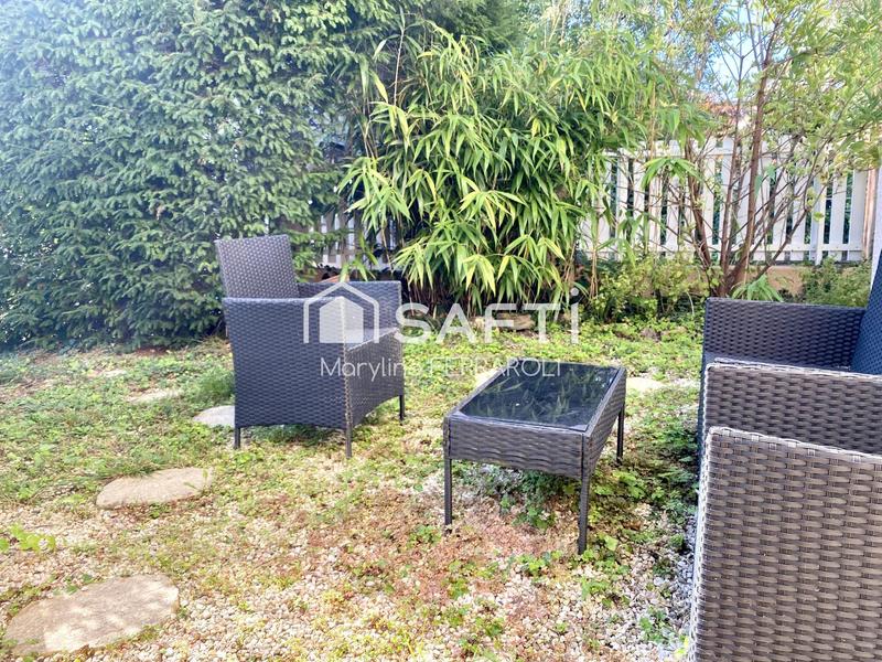 Duplex - 202 m² - 8 pièces