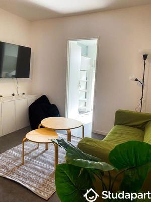 Chambre - 11 m² - 1 pièce