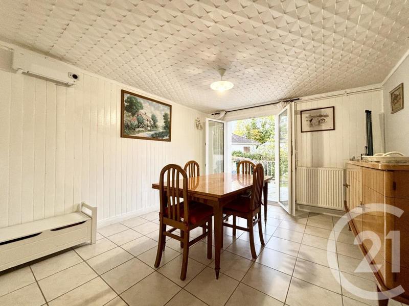 Maison - 139 m² - 6 pièces