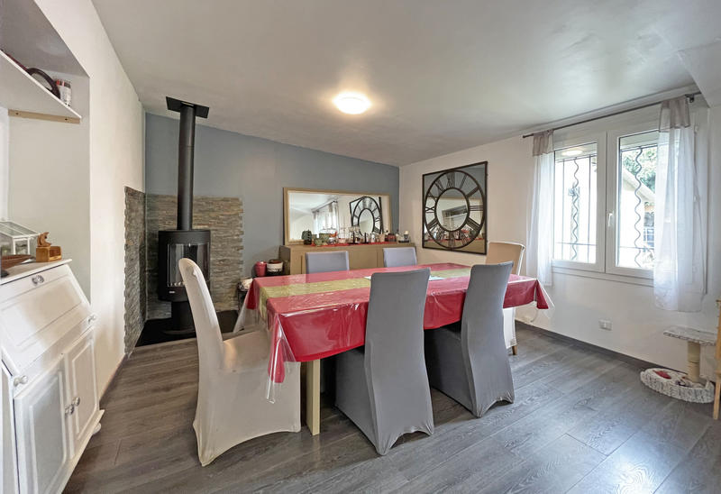 Maison - 167 m² - 6 pièces