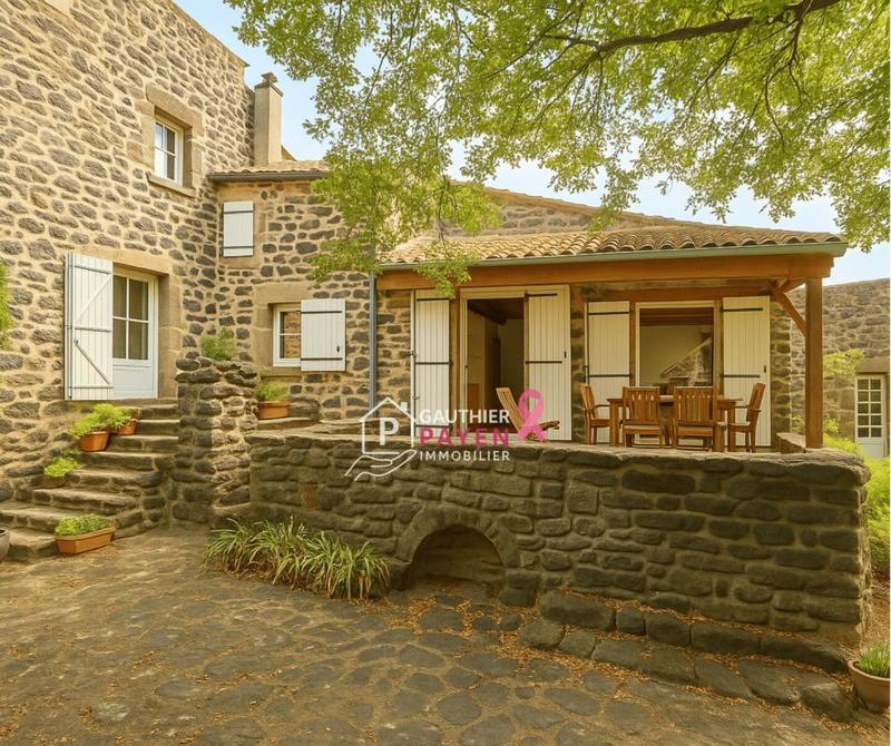 Maison - 136 m² - 6 pièces