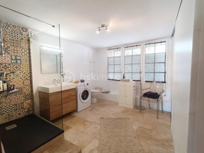 Maison de village - 278 m² - 12 pièces