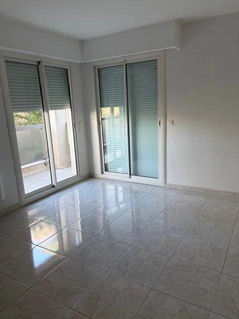 Appartement - 94 m² - 4 pièces