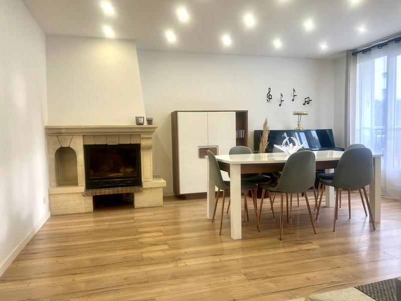 Appartement - 92 m² - 5 pièces