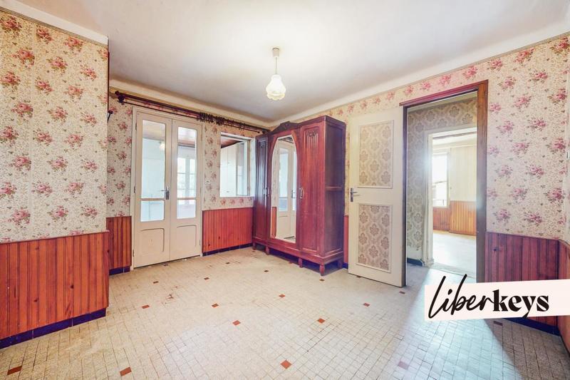 Propriété - 220 m² - 12 pièces