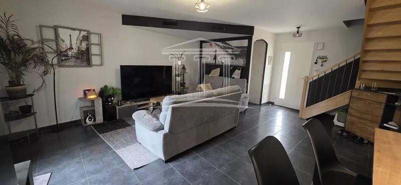 Maison - 100 m² - 5 pièces