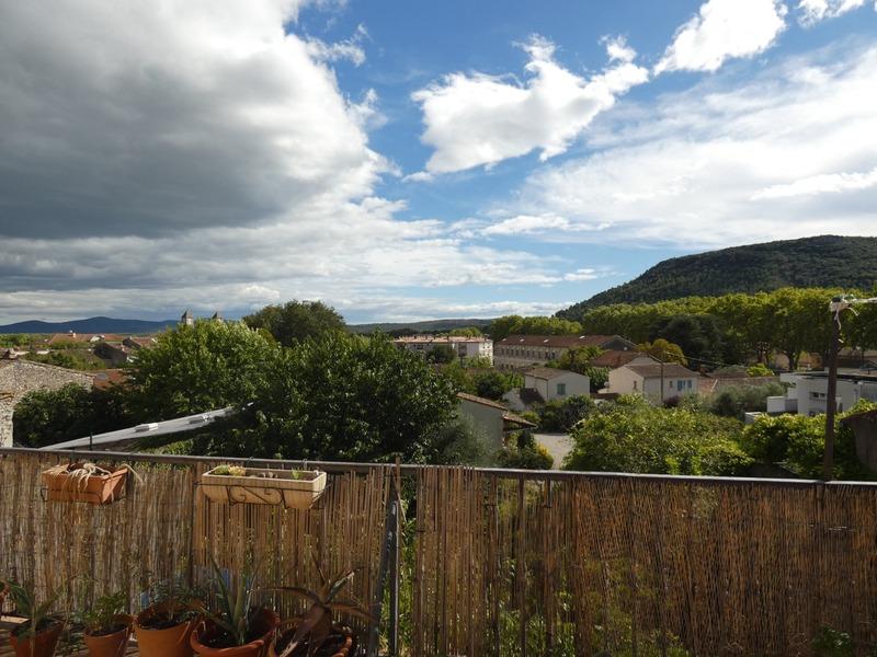 Appartement - 79 m² - 3 pièces