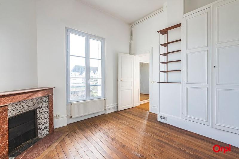 Maison de ville - 207 m² - 7 pièces
