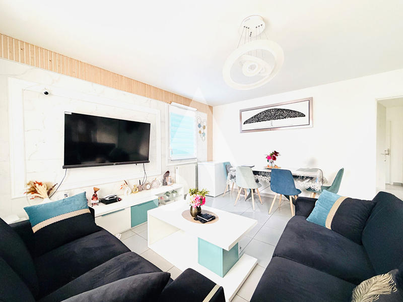 Appartement - 77 m² - 4 pièces