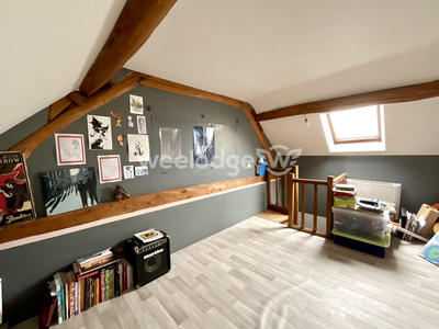 Maison - 98 m² - 5 pièces