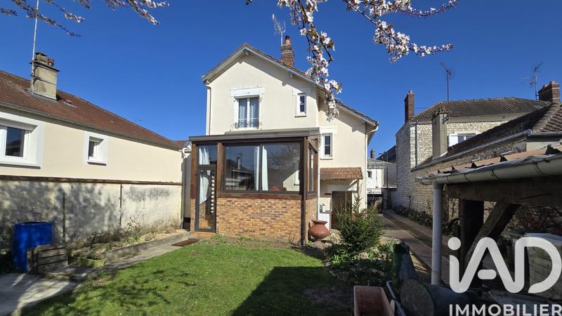 Maison - 92 m² - 3 pièces