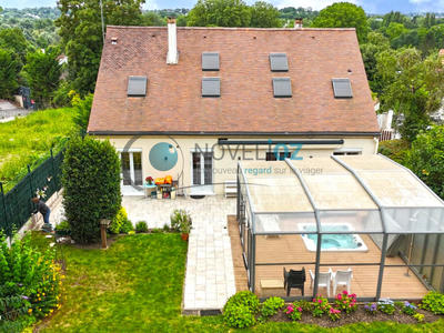 Maison - 291 m² - 9 pièces