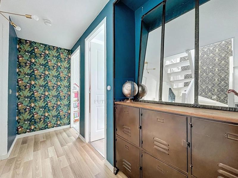 Maison - 157 m² - 7 pièces