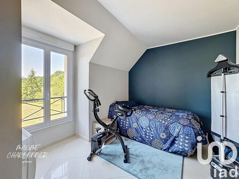 Maison - 186 m² - 8 pièces