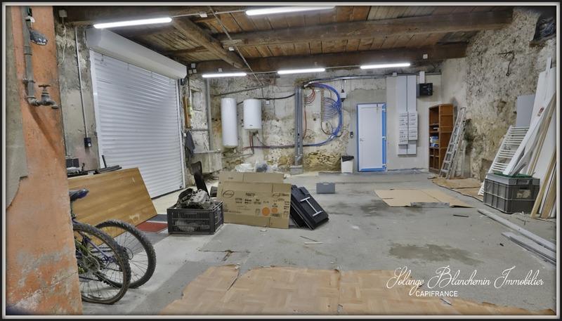 Maison traditionnelle - 175 m² - 7 pièces