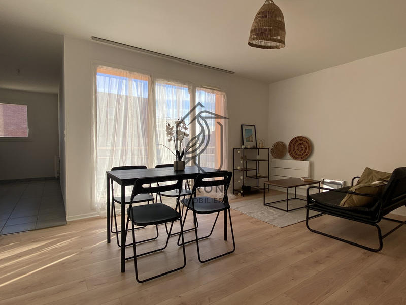 Appartement - 65 m² - 3 pièces