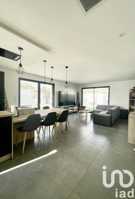 Maison - 94 m² - 4 pièces