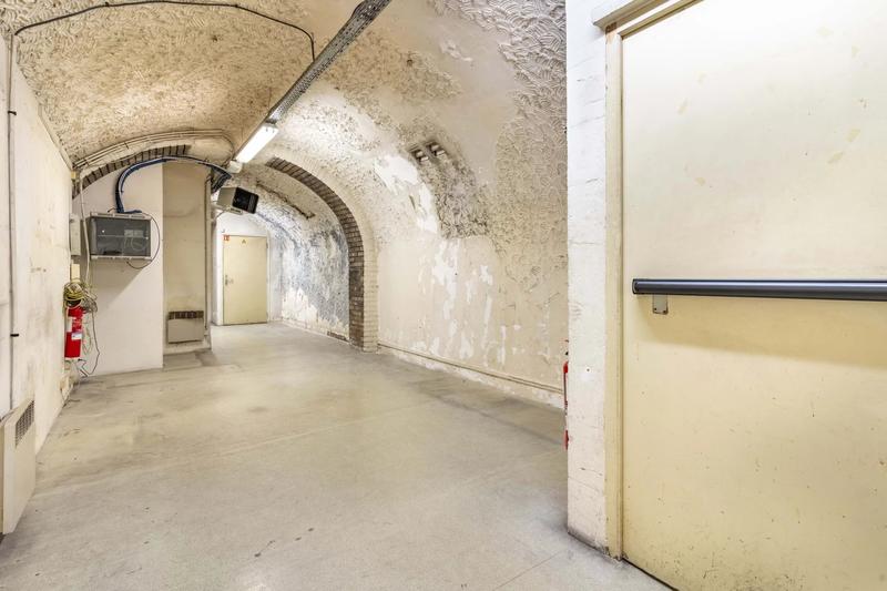 Local commercial - 220 m²