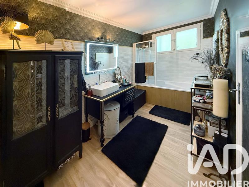 Appartement - 132 m² - 5 pièces