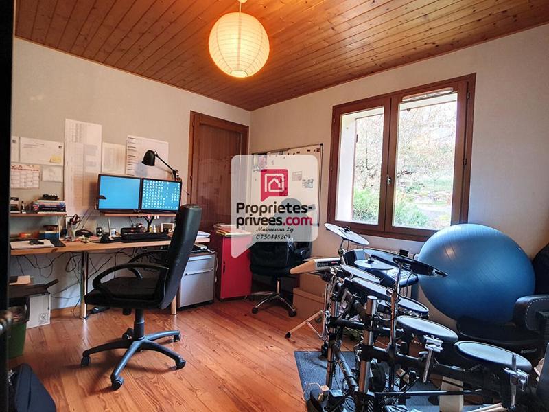 Maison - 195 m² - 8 pièces